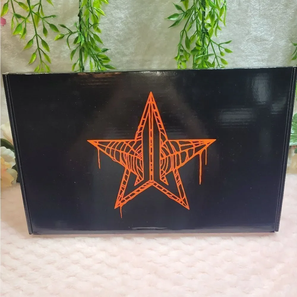 NIB Limited Edition Jeffree Star Cosmetics Halloween Hand Mirror